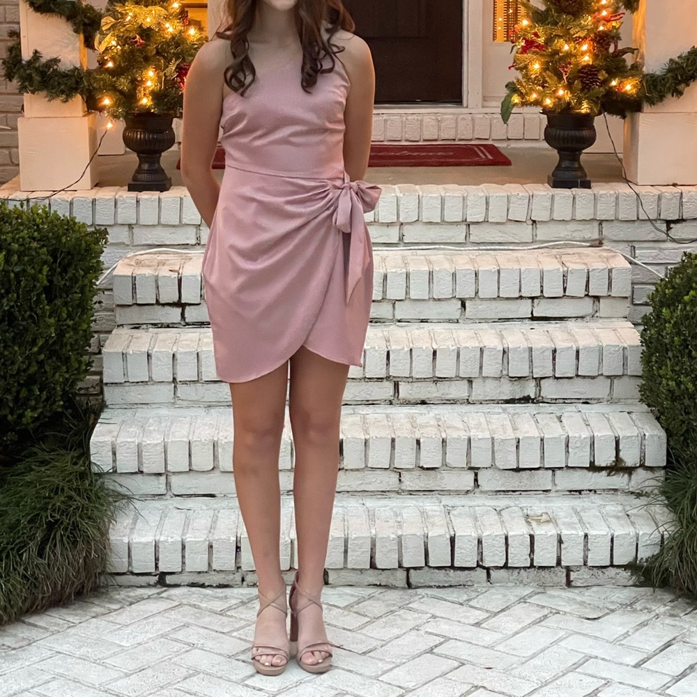 Lulu's One Shoulder Pink Dress